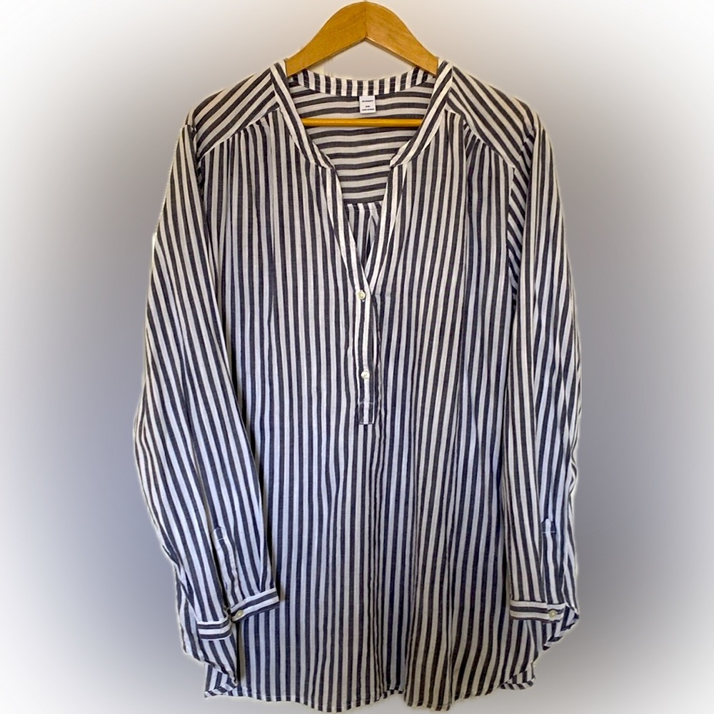 Old Navy XXL Striped Tunic. LIKE NEW!! NEVER WORN!!